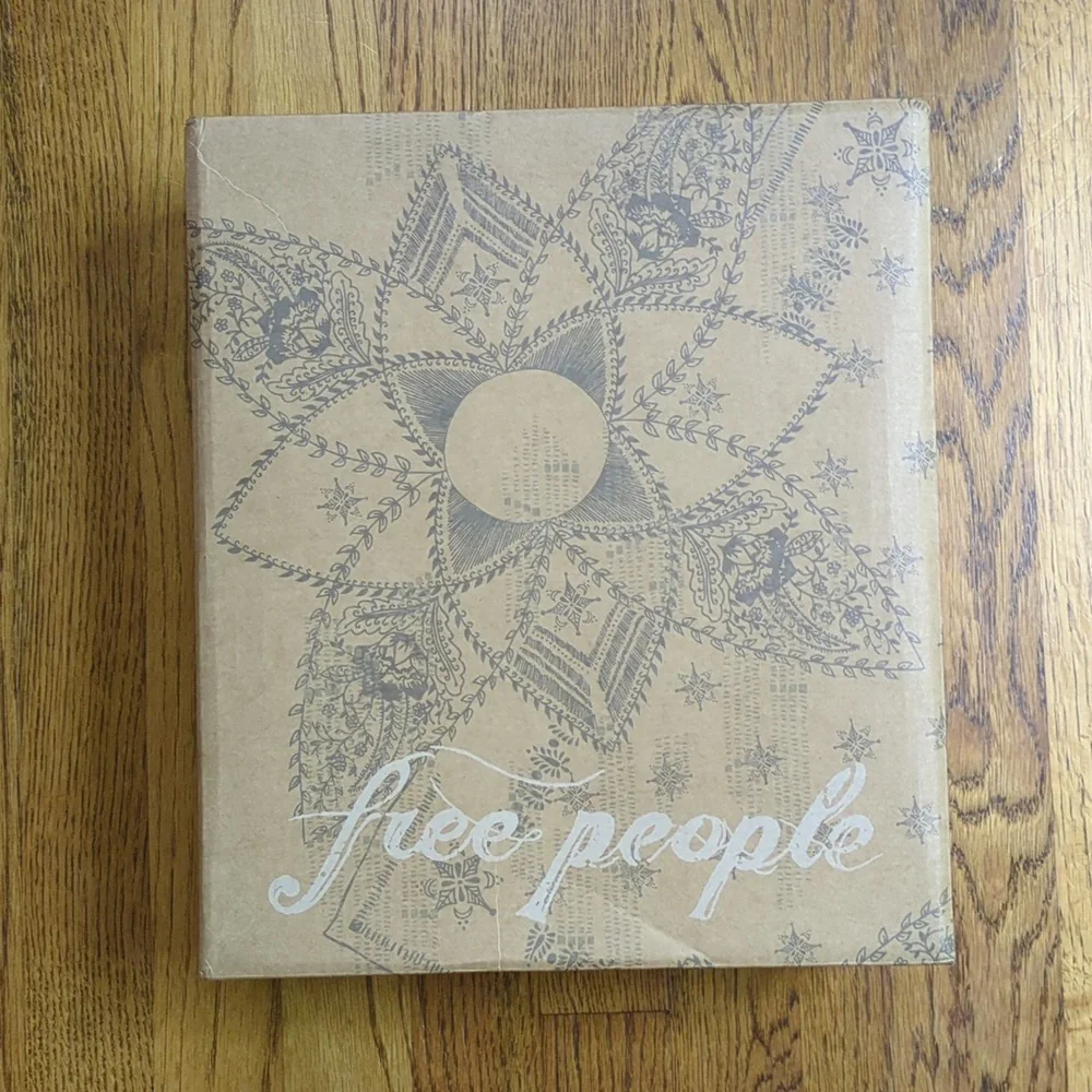 NIB Free People Dawn Quilted Ankle Hiking Boots In Spruce Green Women's Size 8